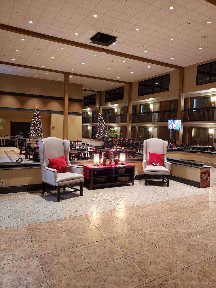 Ramada By Wyndham North Platte Hotel Exterior photo