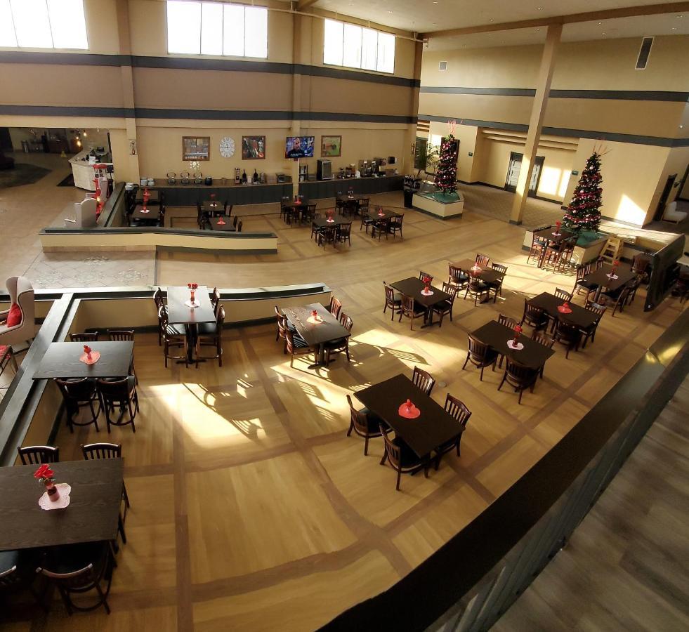 Ramada By Wyndham North Platte Hotel Exterior photo
